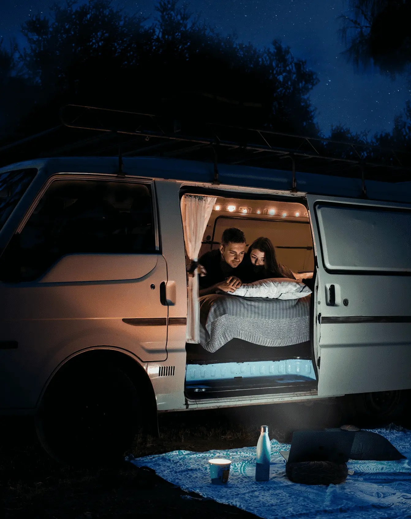 Night Camper Van